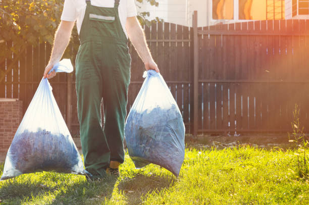 Best Yard Cleanup Services  in Saugatuck, CT