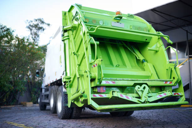 Best Yard Cleanup Services  in Saugatuck, CT